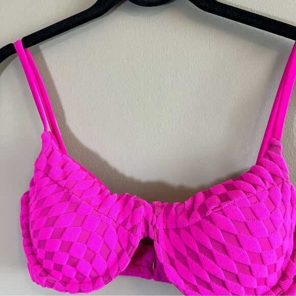 ✨ GOOD AMERICAN Pink Jacquard Wave Check Demi Better Bikini 1 Small NWT - Picture 4 of 12